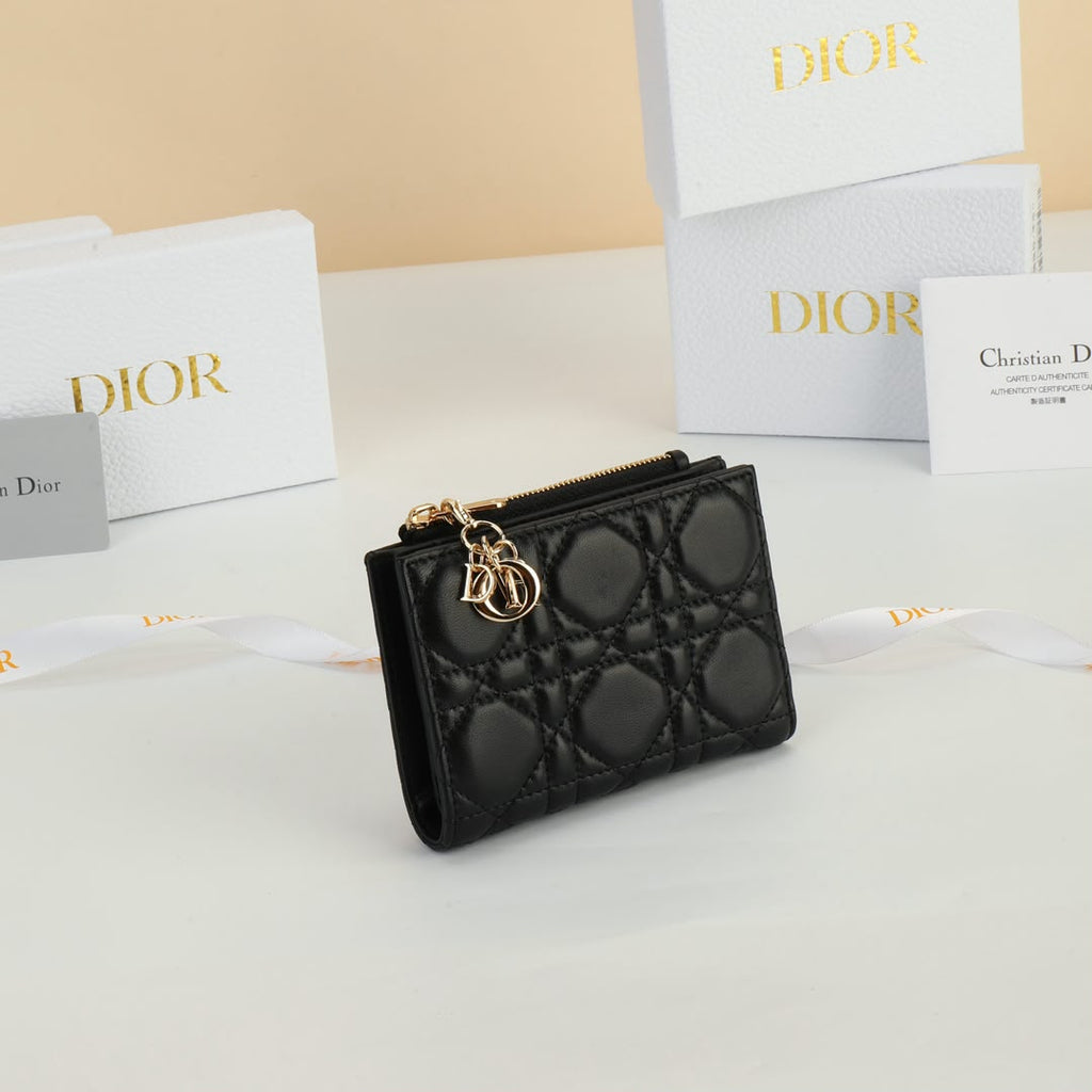 Carteira Lady Dior Dahlia .