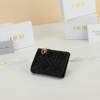 Carteira Lady Dior Dahlia .