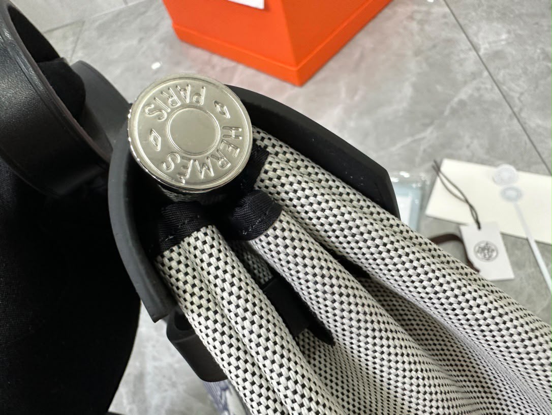 Hermès Herbag Zip 31