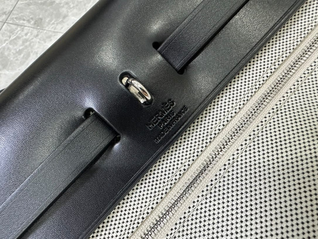 Hermès Herbag Zip 31