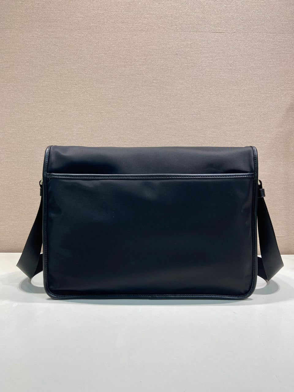 Bolsa Prada Re-Nylon and Leather Messenger Bag