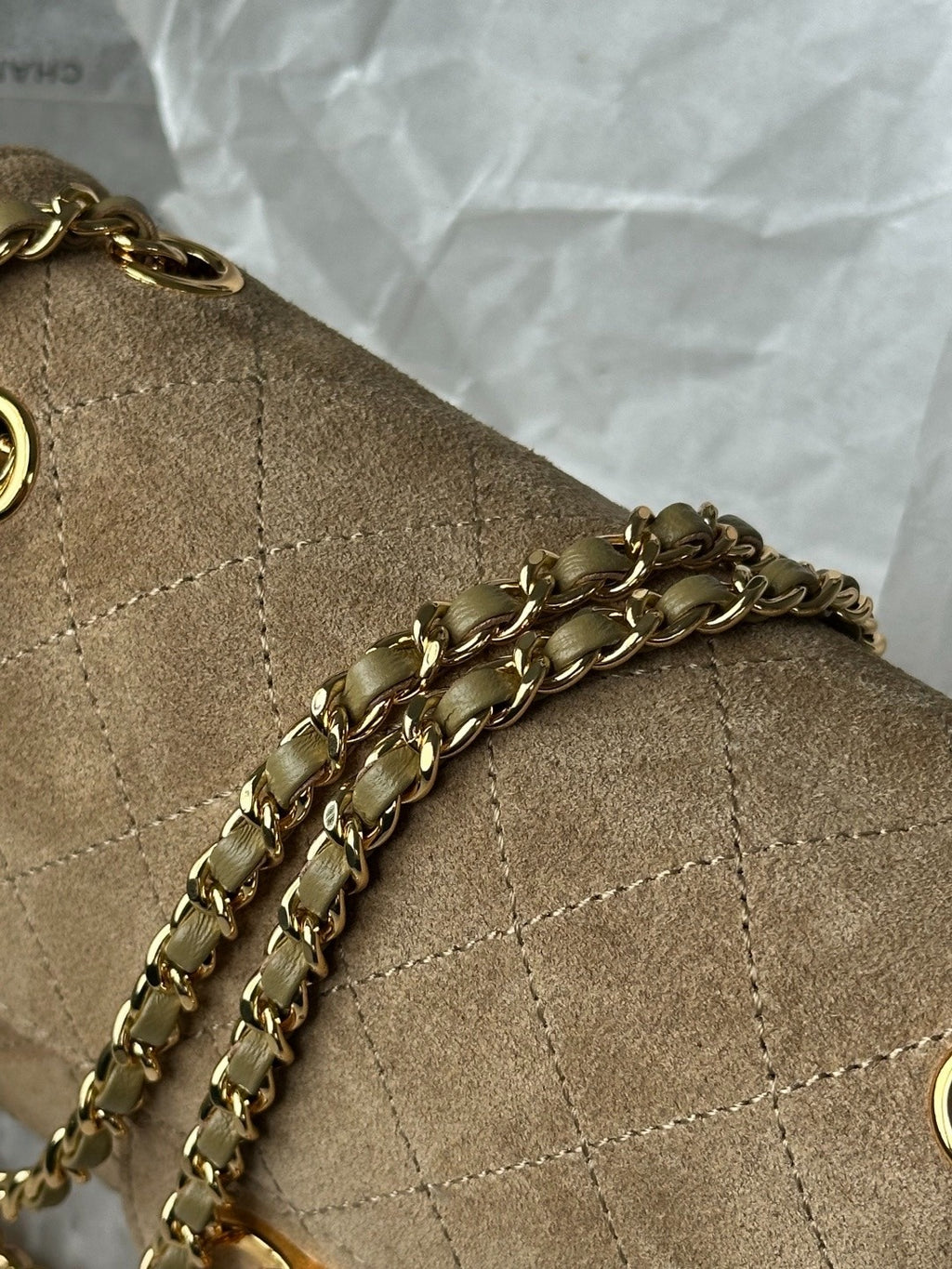 Chanel Classic Double Flap camurça