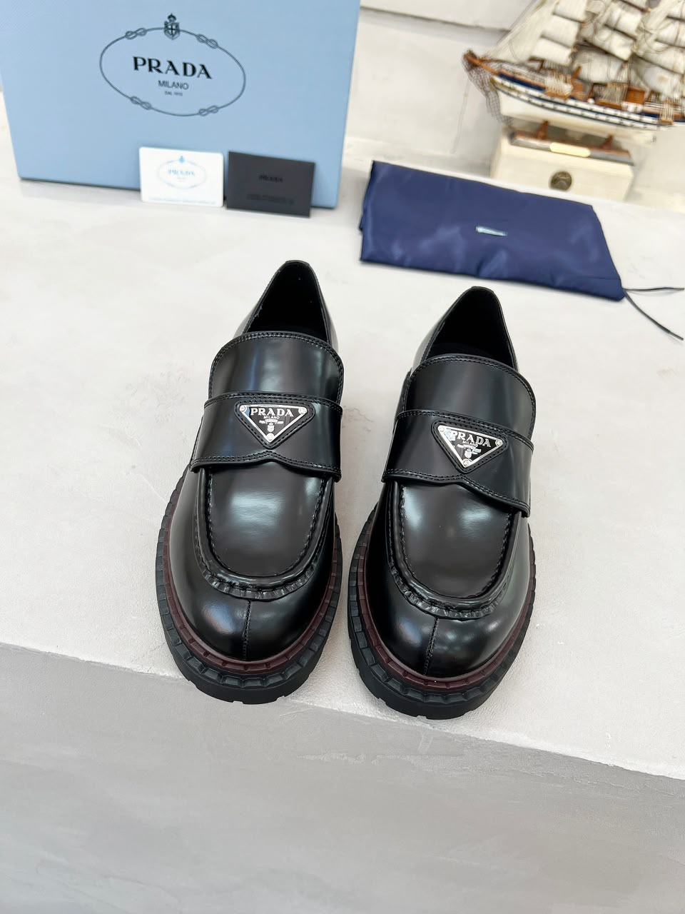 Mocassim Prada Black and brown