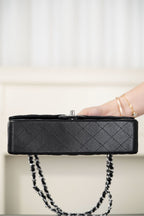 Chanel Classic Flap Bag Prateada