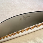 Bolsa Valentino Garavani VLogo Signature Off-White .
