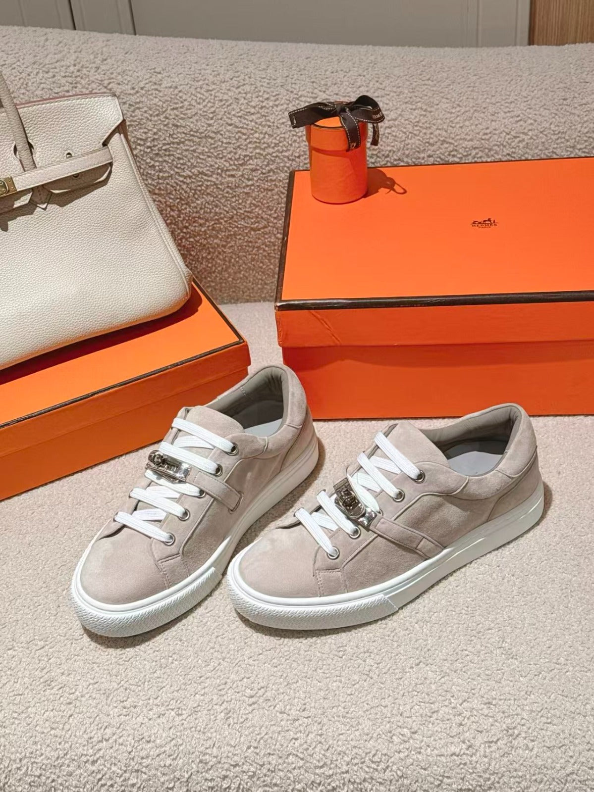 Hermès Day Sneaker Camurça