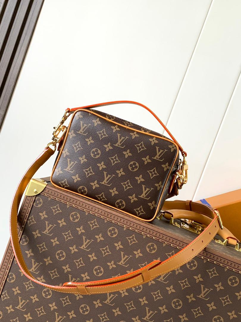 Louis Vuitton Monogram Amazone