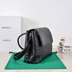 Bottega Veneta Messenger Andiamo Black