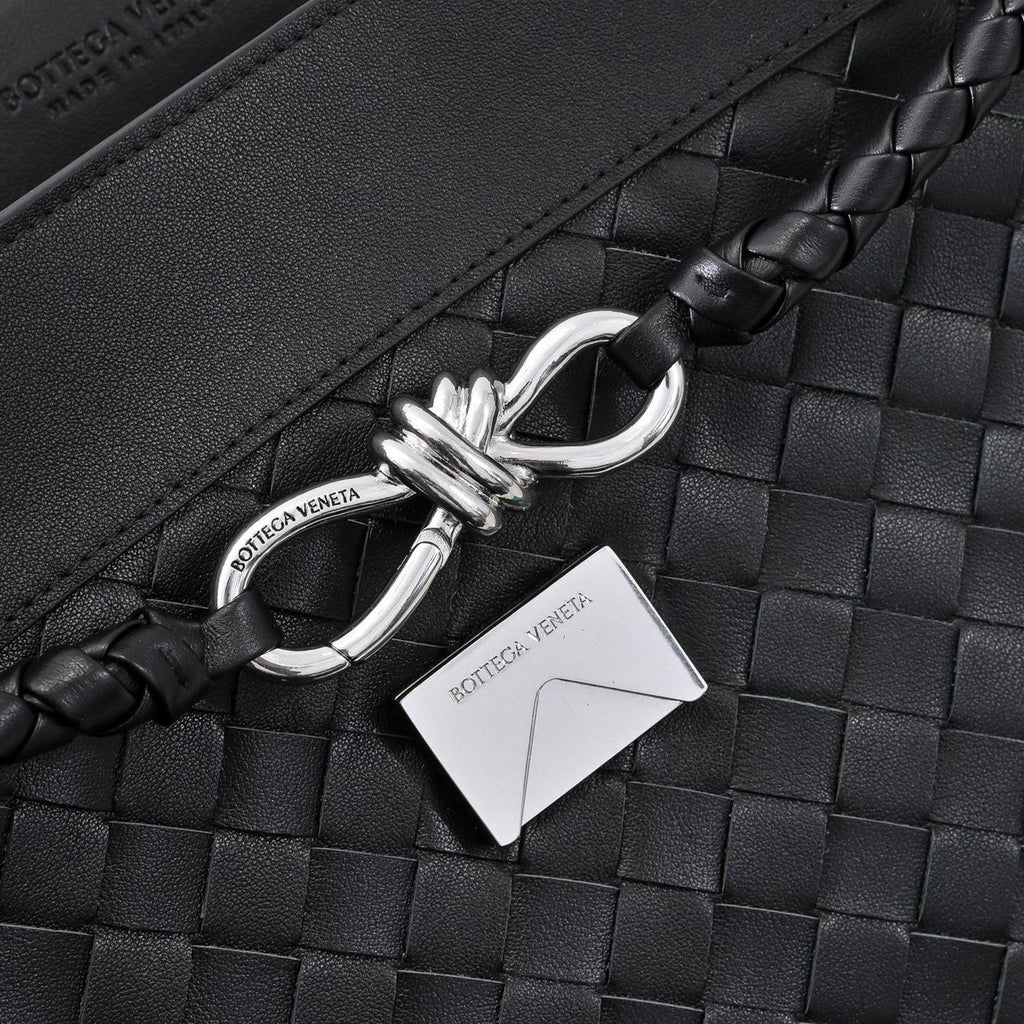 Bottega Veneta Messenger Andiamo Black