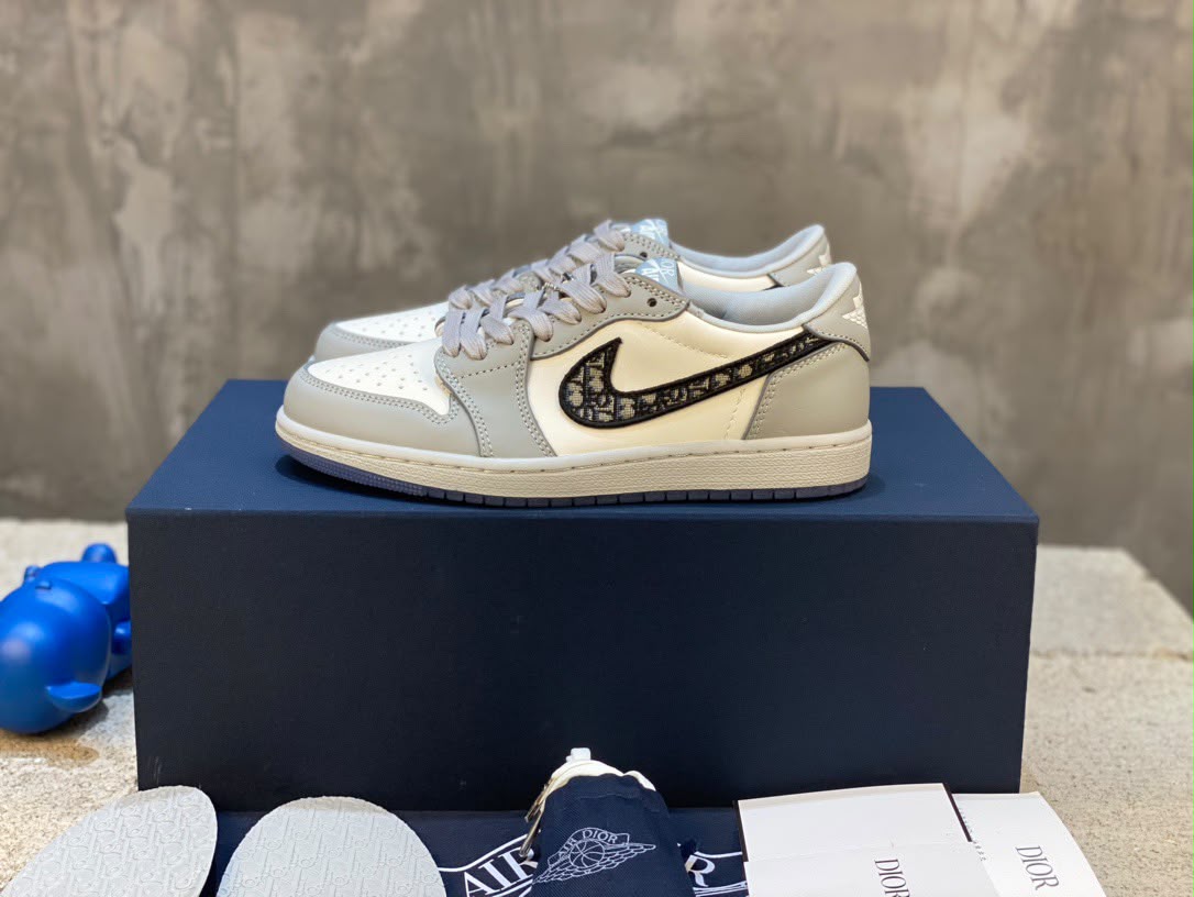 DIOR X AIR JORDAN 1 LOW