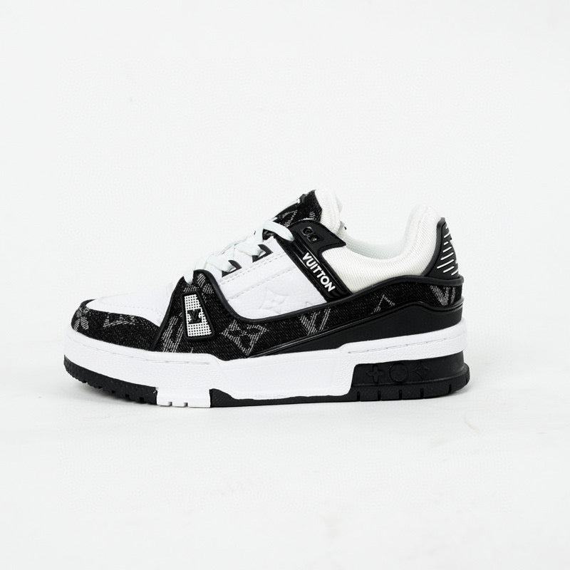 Trainer LV  Black Infantil ( Pronta Entrega )