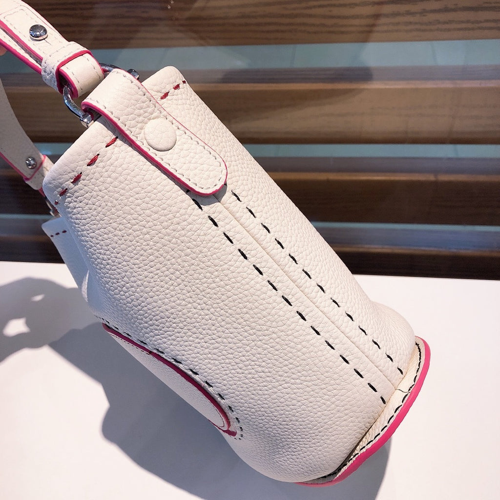 Delvaux Pin Mini Bucket Off-White / Pink