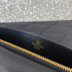 Valentino Garavani VLogo Signature