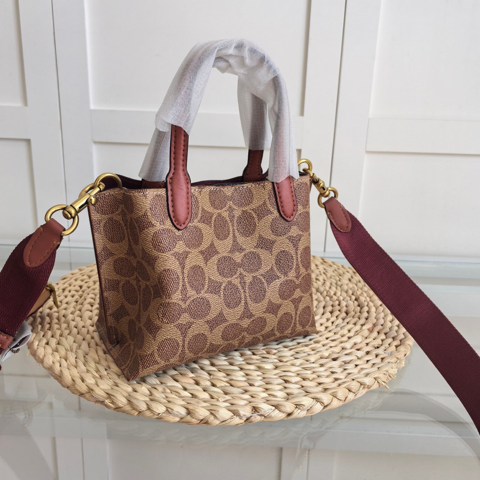 Coach Willow Tote 24 Pebble Khaki Signature Canvas  Ferragens Douradas