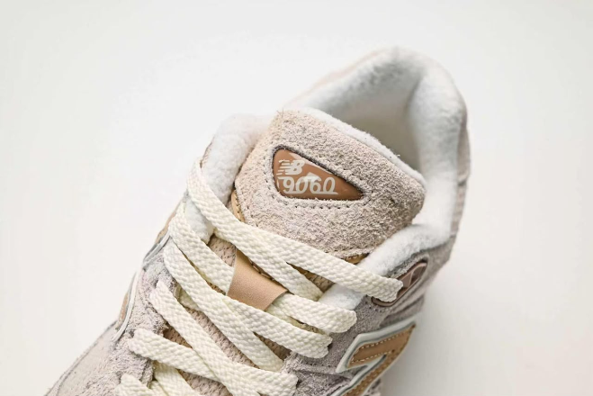 New Balance 9060 Bisque Sea Salt