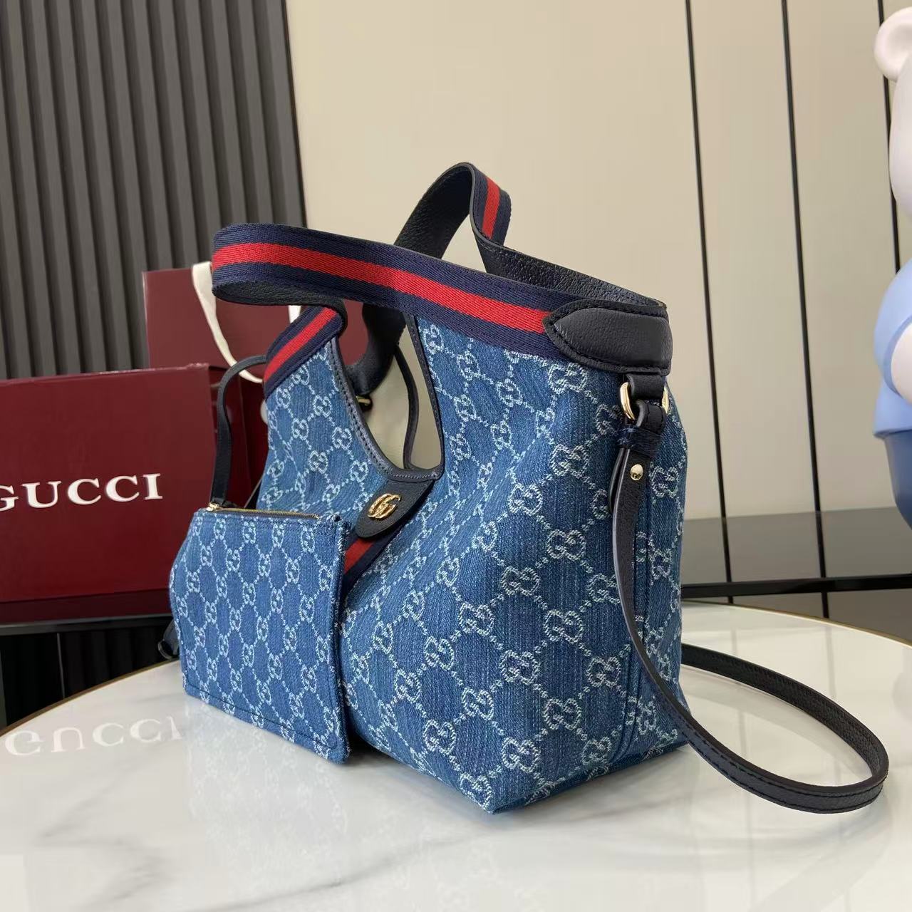 Gucci Giglio Large Tote Bag Blue Denim