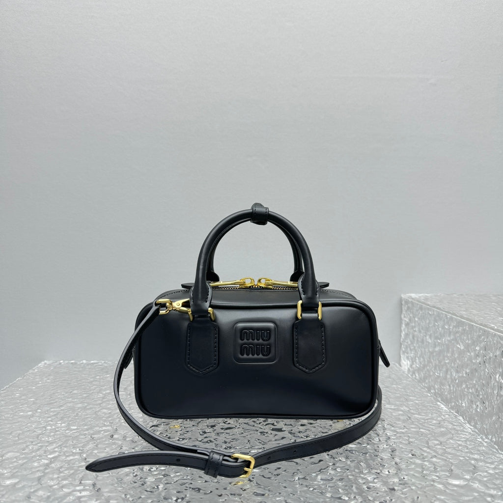 Bolsa Miu Miu Arcadie Leather Bag