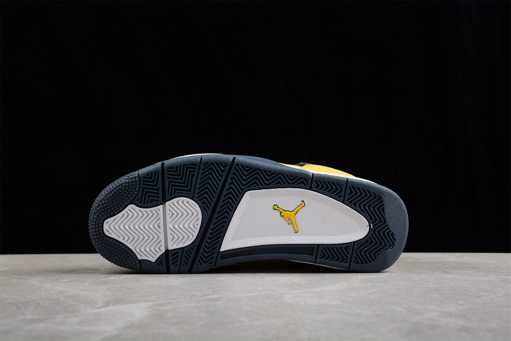 Jordan 4 Retro Lightning