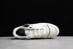 Forum Exhibit Low Cream White Black