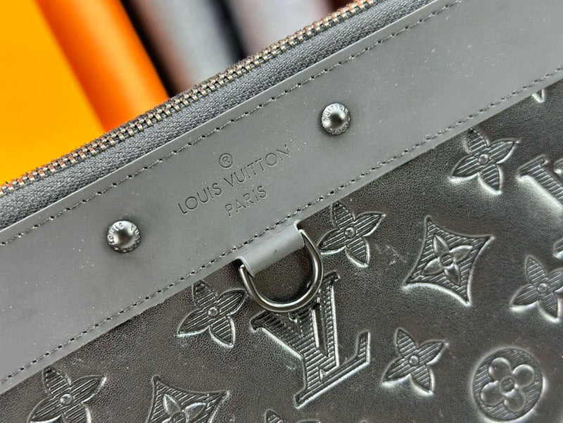 Clutch Louis Vuitton Monogram Black (Pronta Entrega)