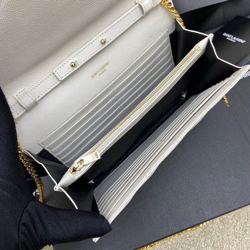 Saint Laurent Shoulder Bag White Ferragens Douradas