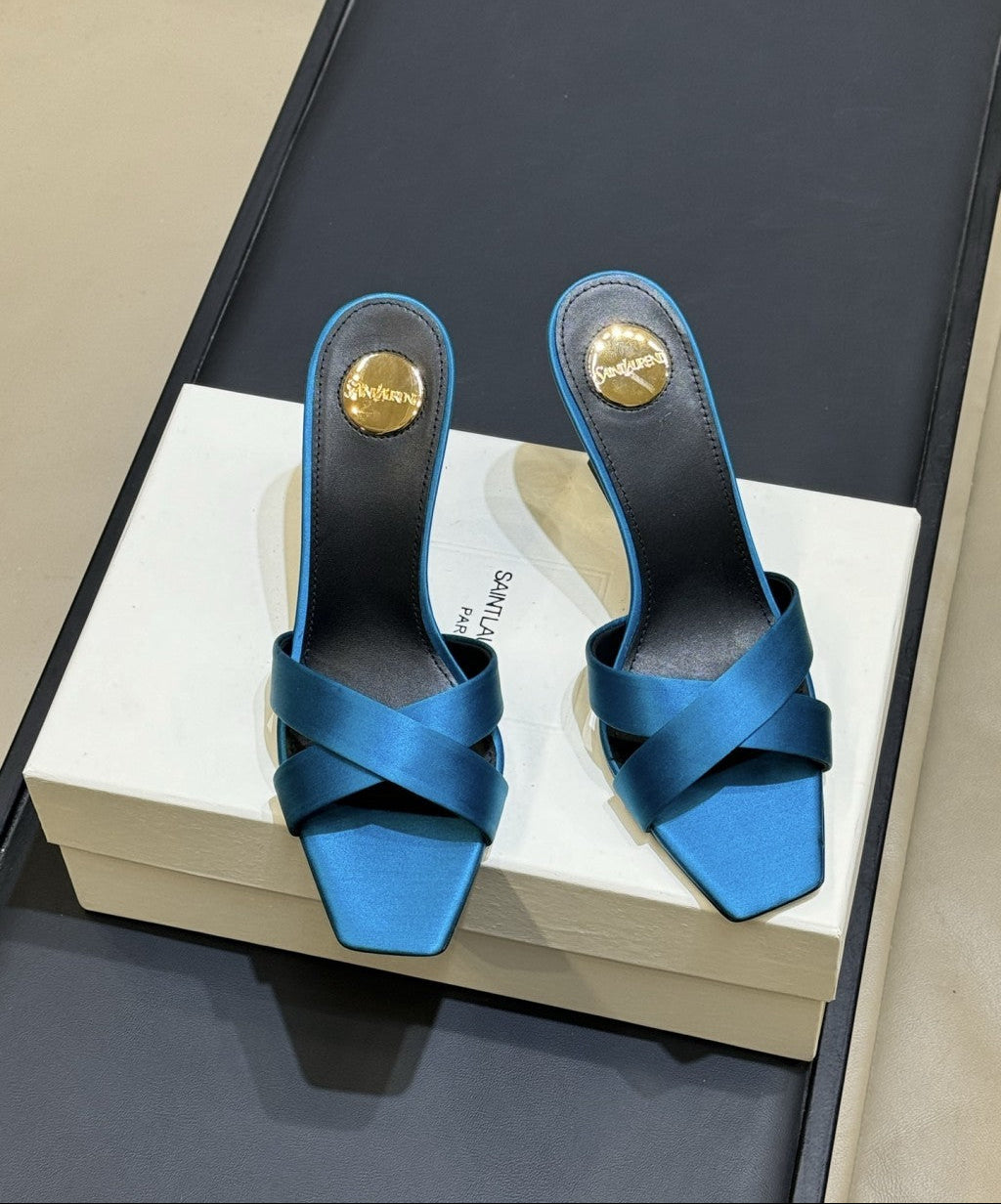 Saint Laurent  Mules Opyum Em Crepe De Cetim Azul Marinho