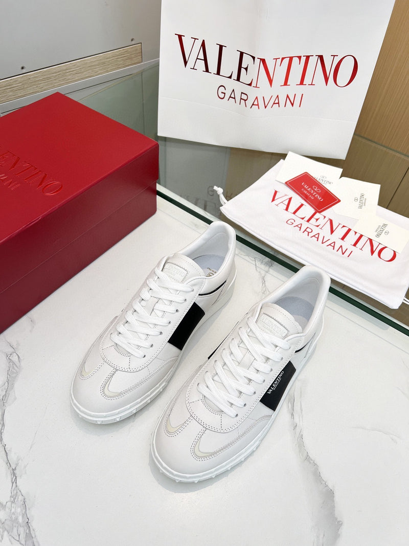 Valentino Garavani Upvillage