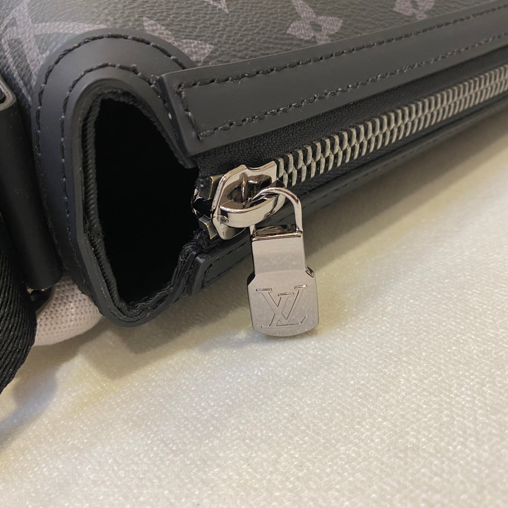 LOUIS VUITTON Odessey MM Shoulder Bag M44224