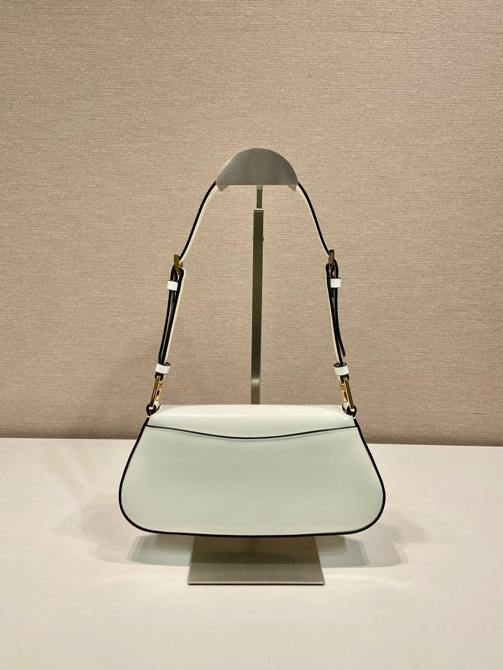 Prada Cleo
