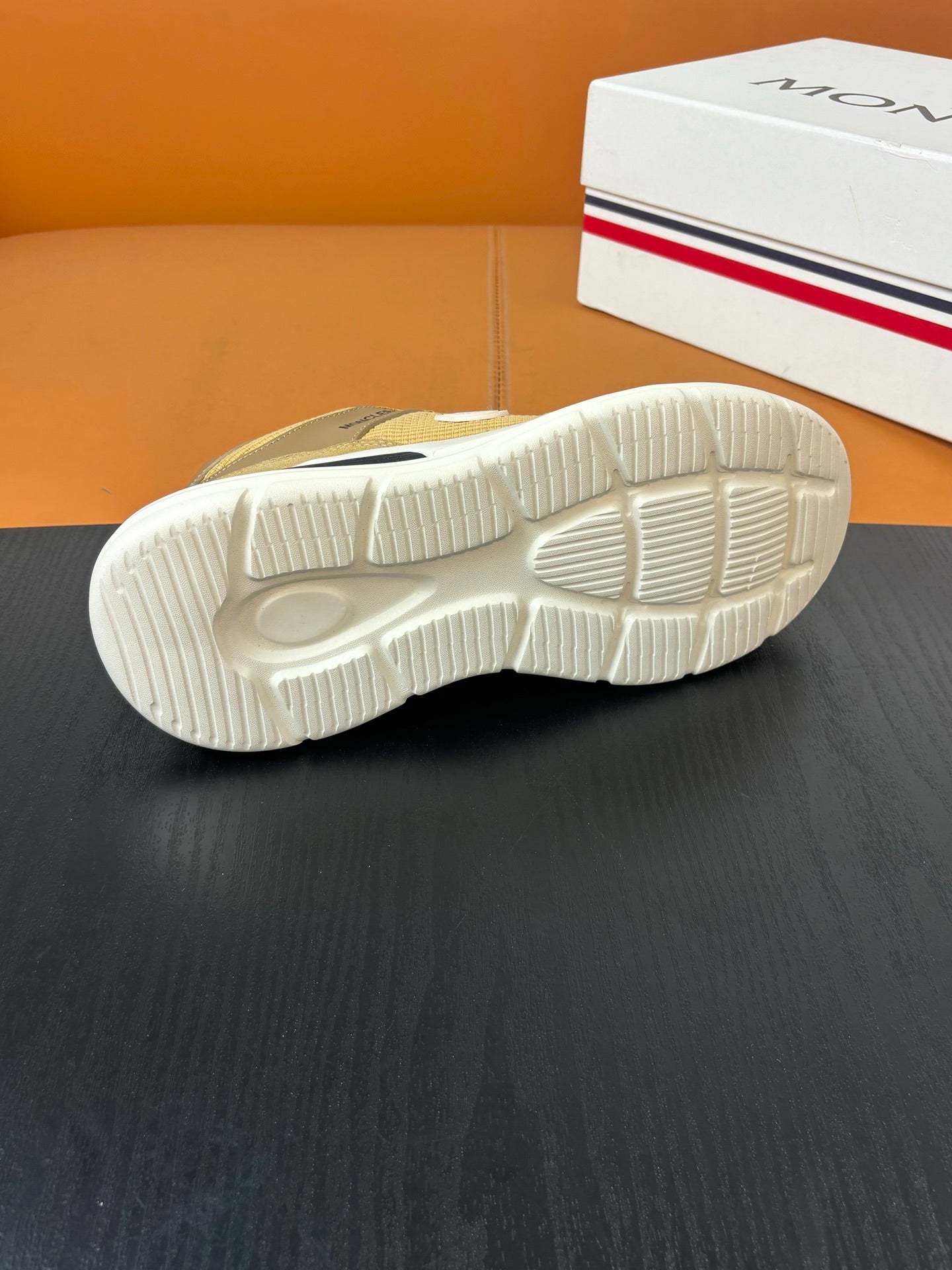 Moncler Pacey 2 Areia / Off-White