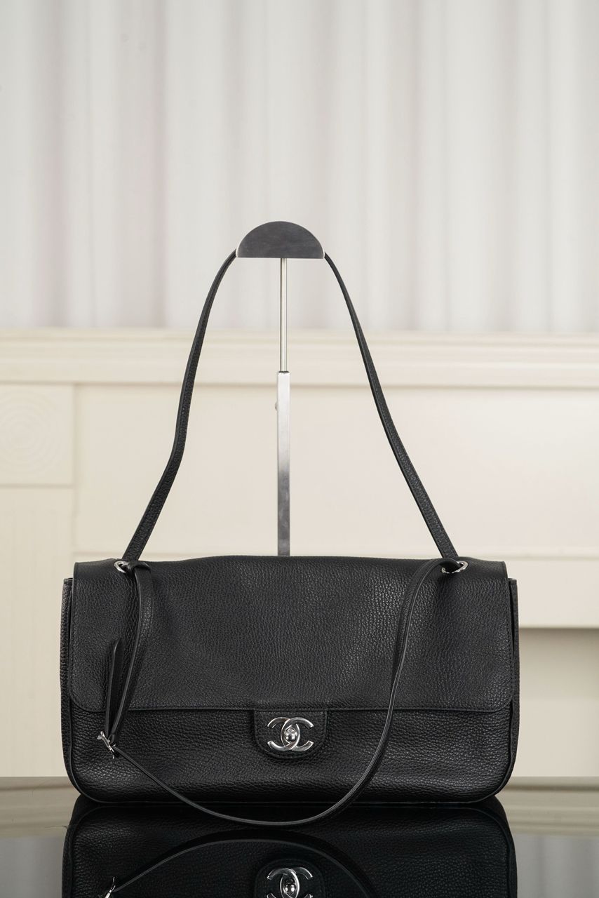 Chanel Maxi Souplissimo Flap Bag Black