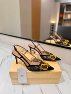 Scarpin Slingback VLogo Signature em Renda