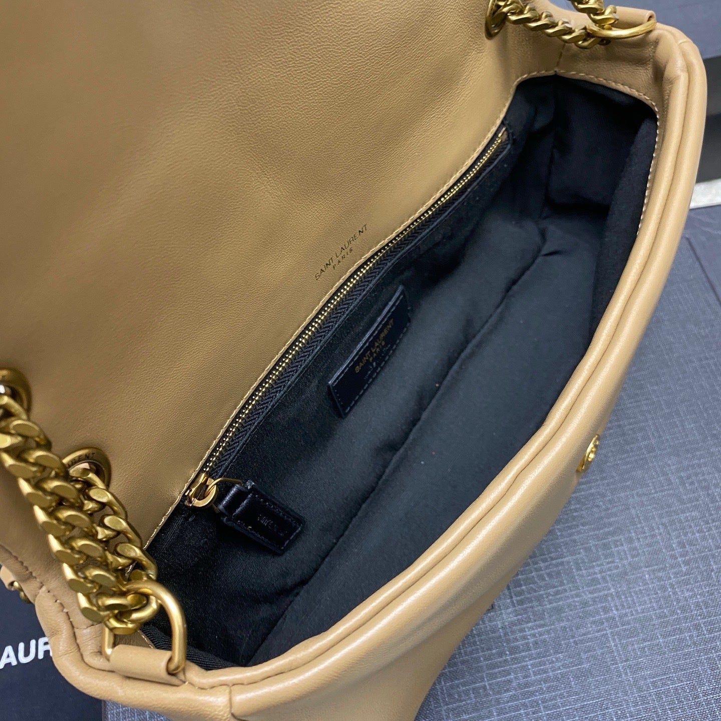 Yves Saint Laurent Calypso Lambskin Bege Ferragens Douradas
