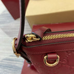 Gucci GG Emblem Small Shoulder Bag Bôrdo