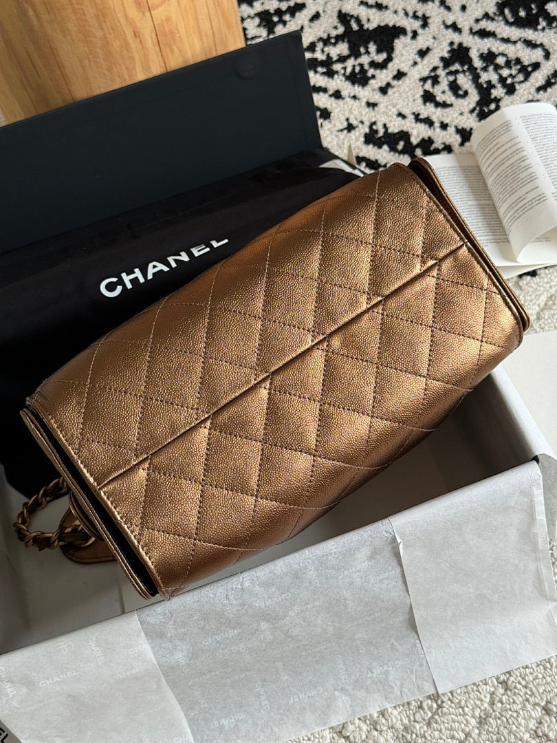 Bolsa Hobo Chanel 25 Bronze