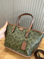Coach Taxi Tote 21 Signature Green Ferragens Douradas