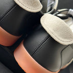 Chanel Calfskin & Embossed Suede Sneakers Marrom Claro