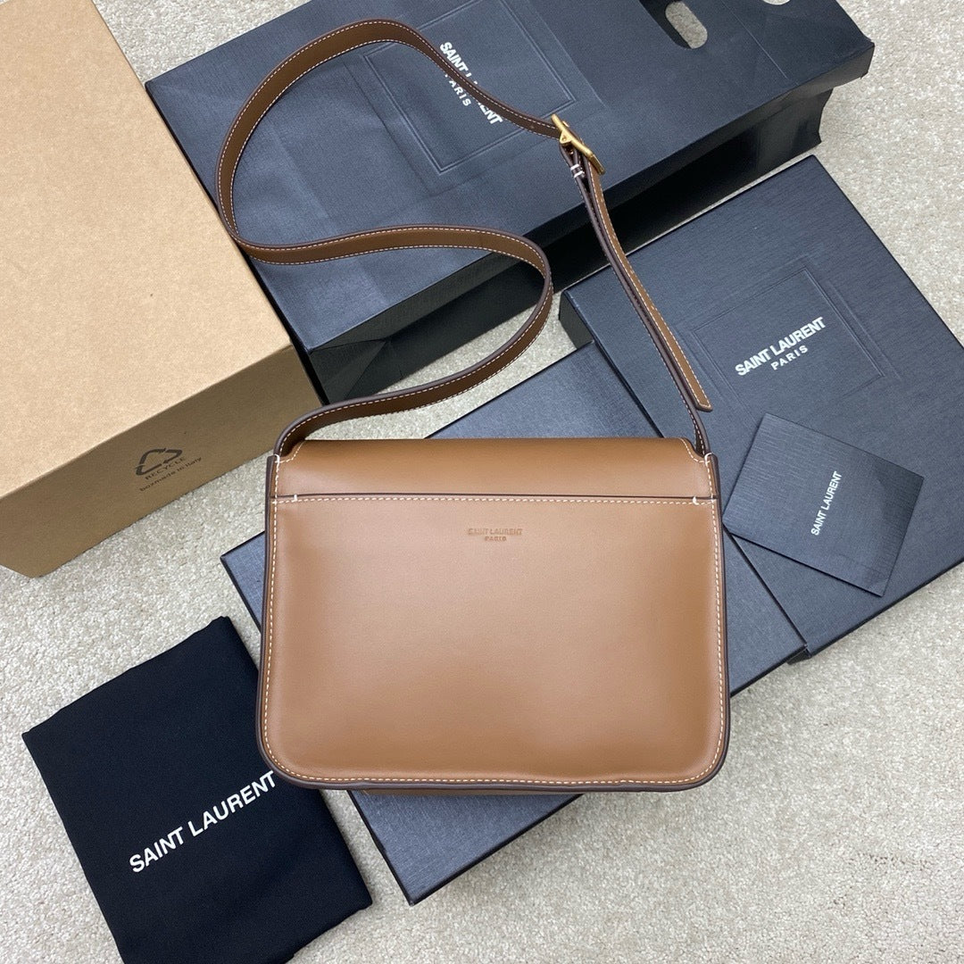 Saint Laurent Niki Saddle Shoulder Bag Cortiça Ferragens Douradas