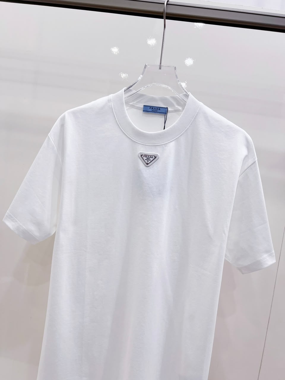 Camiseta Prada de Algodão Interlock com Logo Triangular