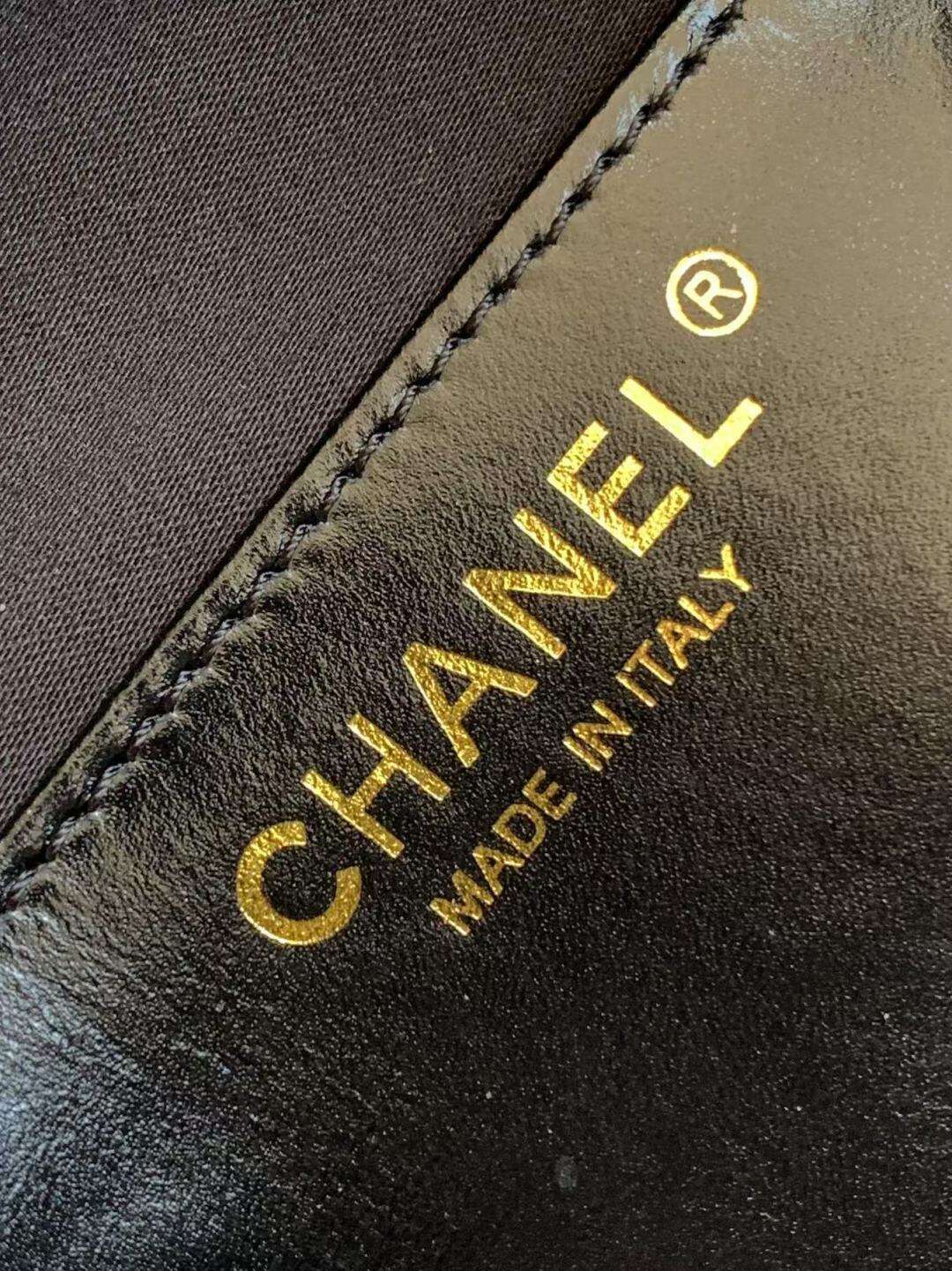 Bolsa Hobo  Chanel 25 Black