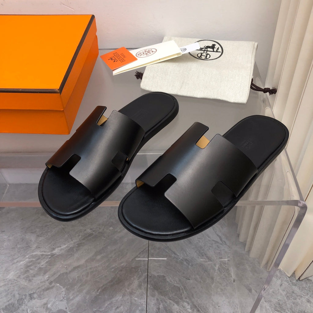 Hermes Izmir Sandal Noir Smooth Calfskin Leather.