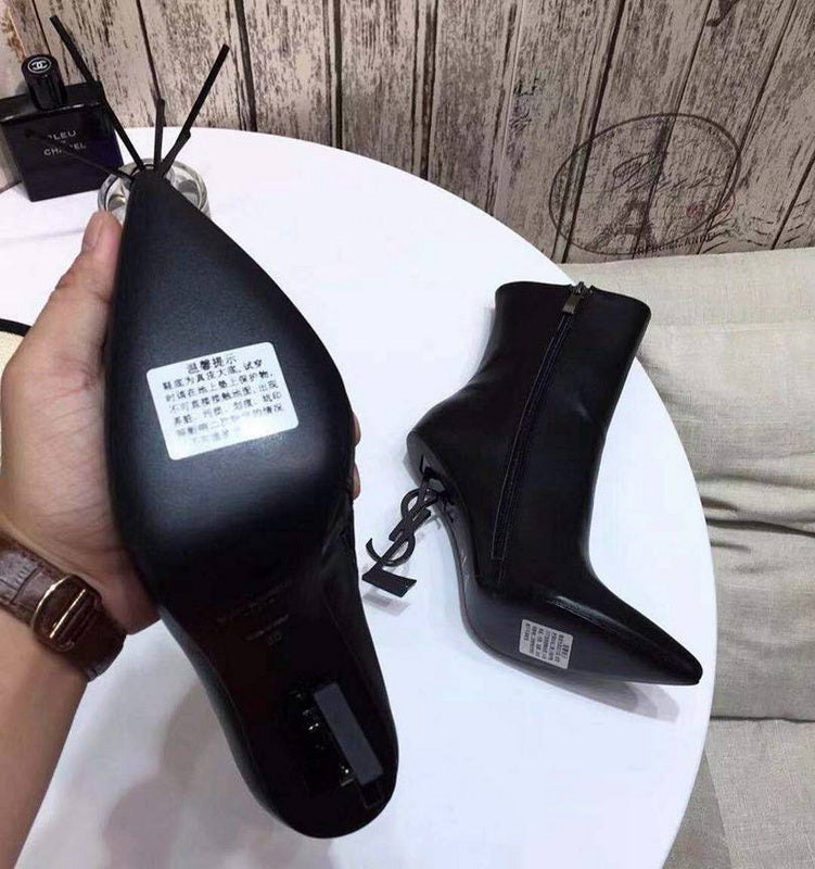 bota de cano curto Saint Laurent Opyum black
