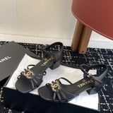 Chanel Interlocking CC Strappy Block Heel Sandal Black. Salto 4,5 cm.