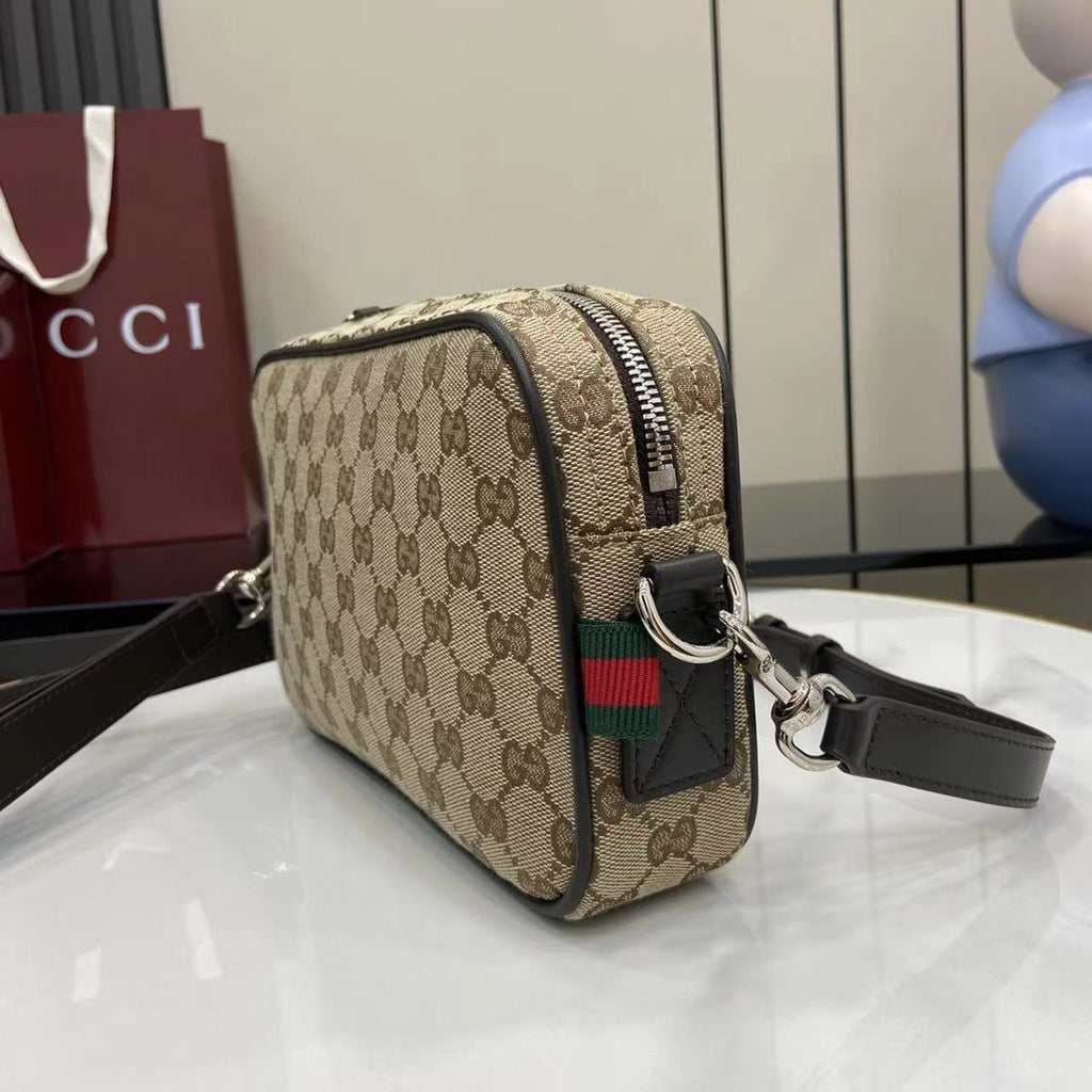 Gucci GG Supreme Small Camera Bag Beje