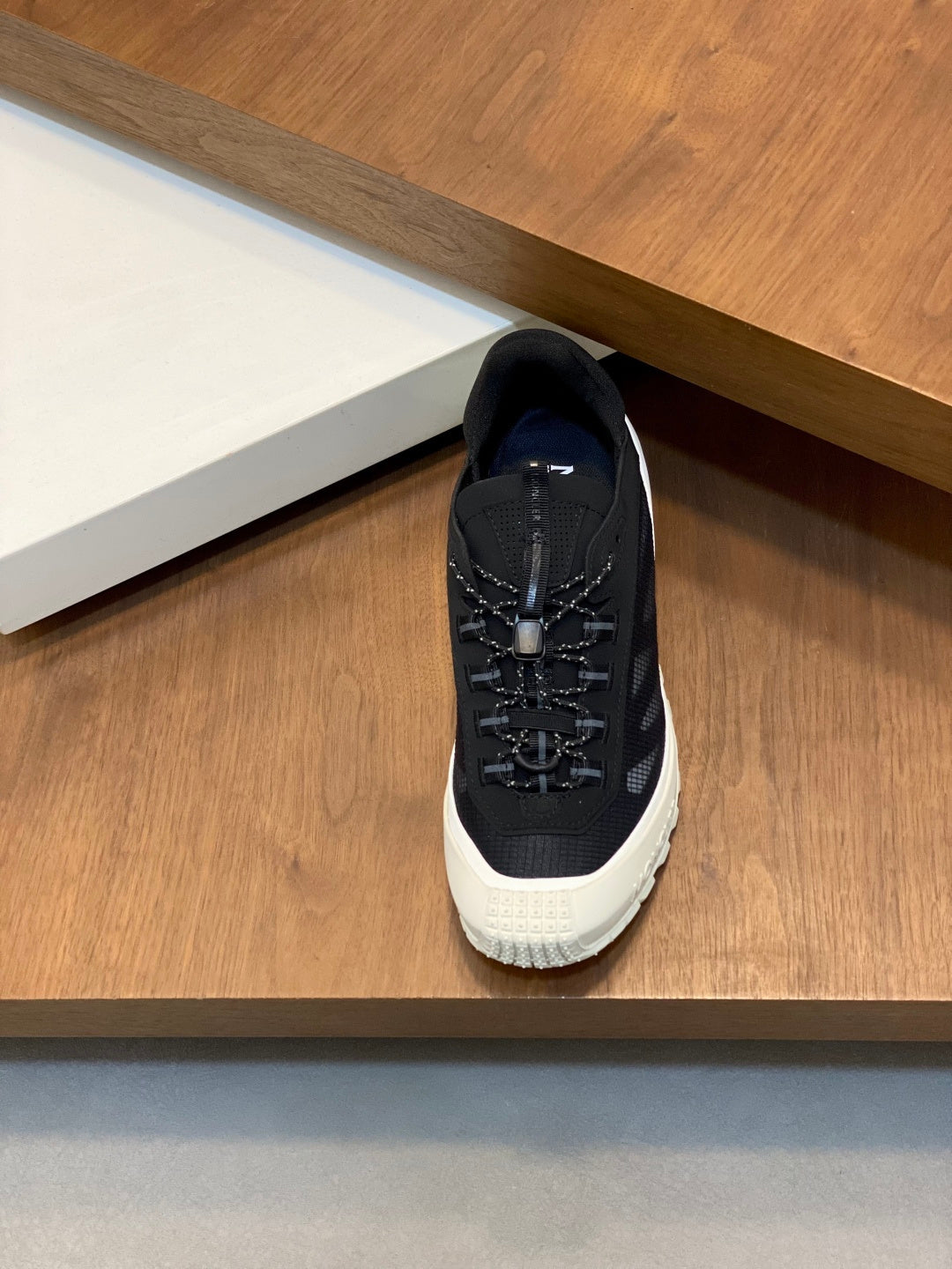 Tênis Moncler Trailgrip LP Black / Off White