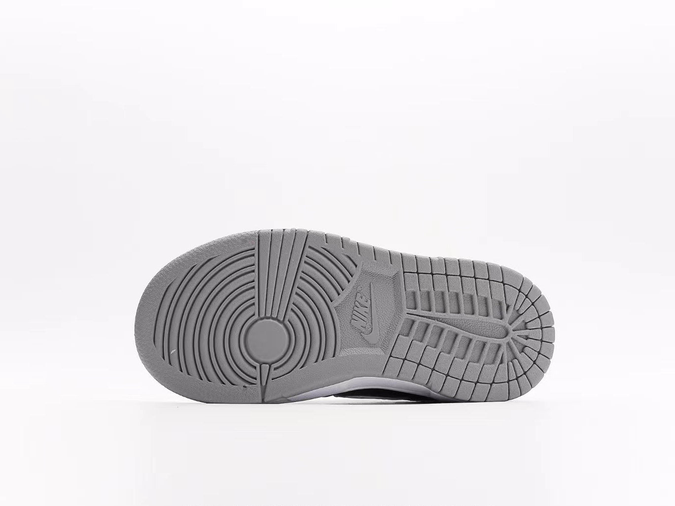 Nike SB Dunk Low  Black White Grey Infantil