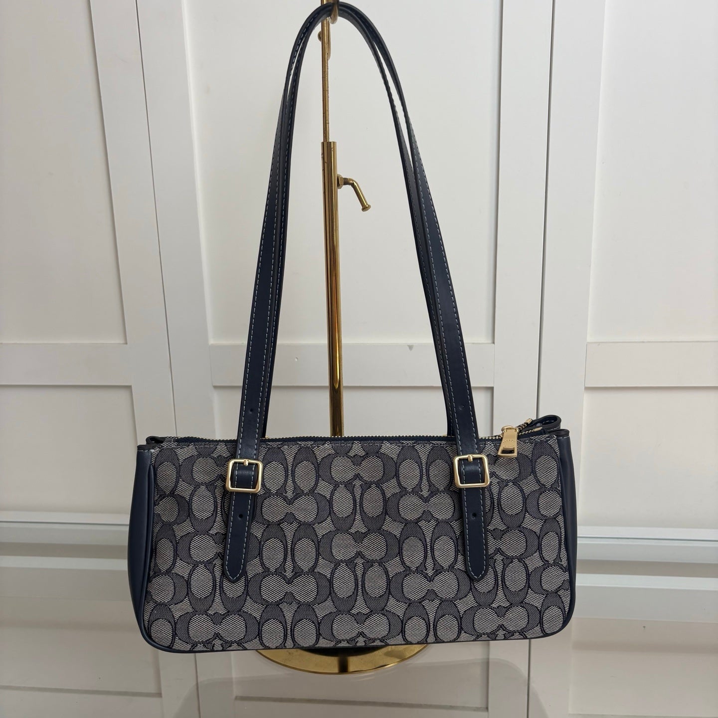 Coach Asher Shoulder Bag em Signature Canvas Grafite