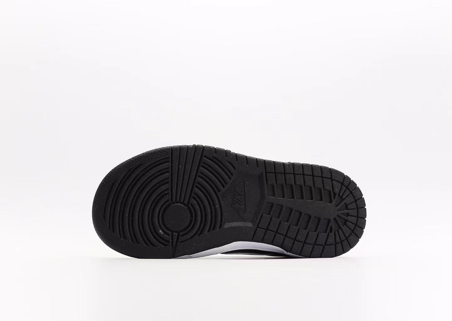 Nike Dunk Low EMB 75th Anniversary Spurs Infantil