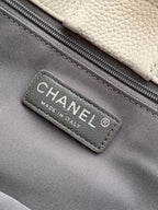 Bolsa Chanel Executive Cerf Tote White