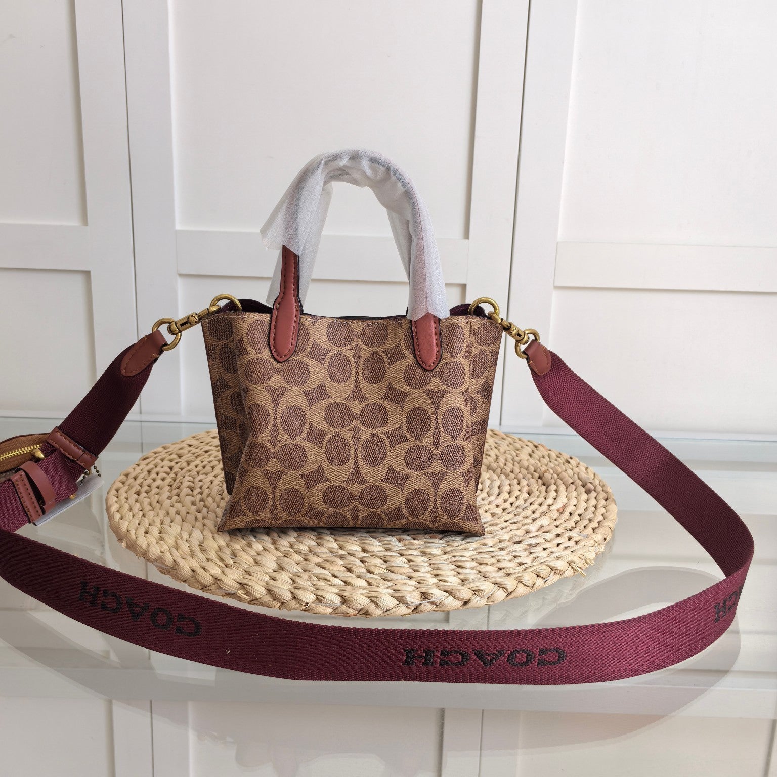 Coach Willow Tote 24 Pebble Khaki Signature Canvas  Ferragens Douradas